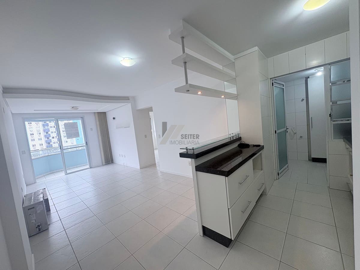 Apartamento de 2 dormitorios com suite a venda Itacorubi Residencial Las vegas