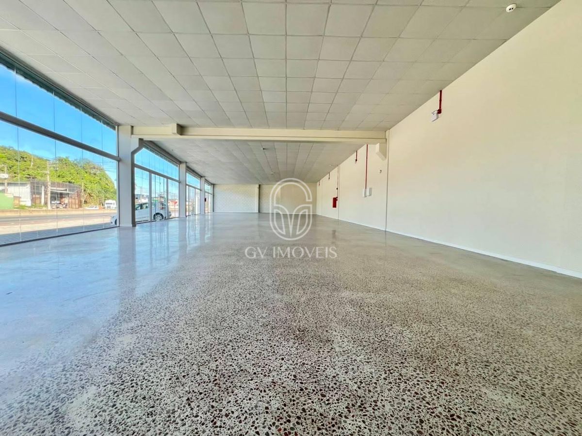 Sala comercial térrea para locação, 800 m², 4 lavabos, bairro Itaipava, Itajaí-SC - Loja em Itaipava, Itajaí - para locação - Gv gestao de imoveis LTDA