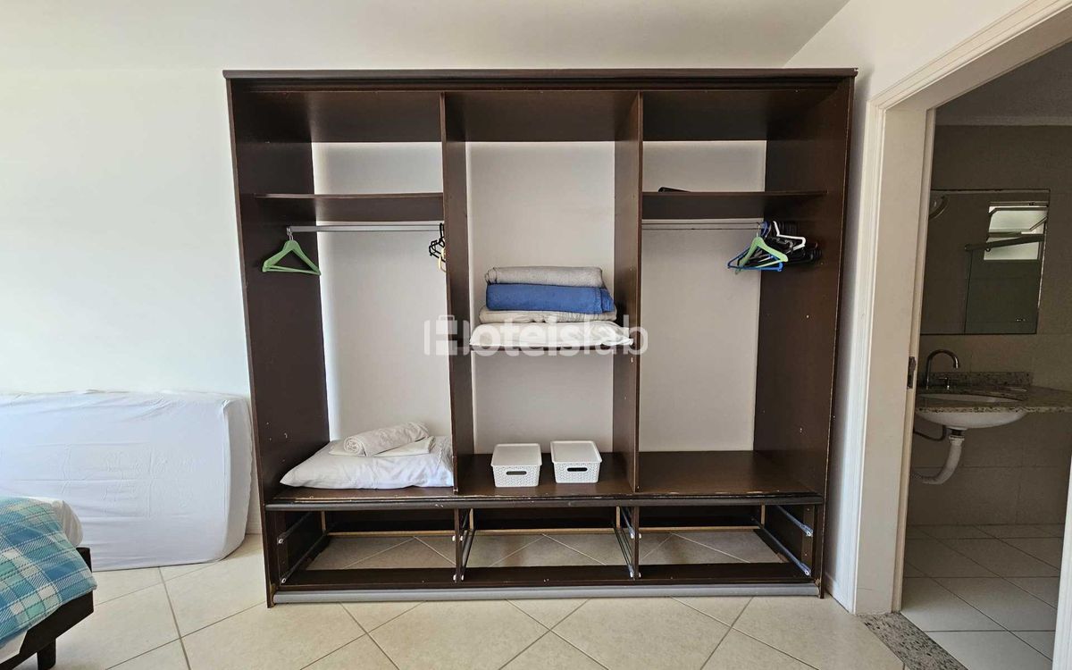 Lindo apartamento de 2 quartos a 150 metros da praia