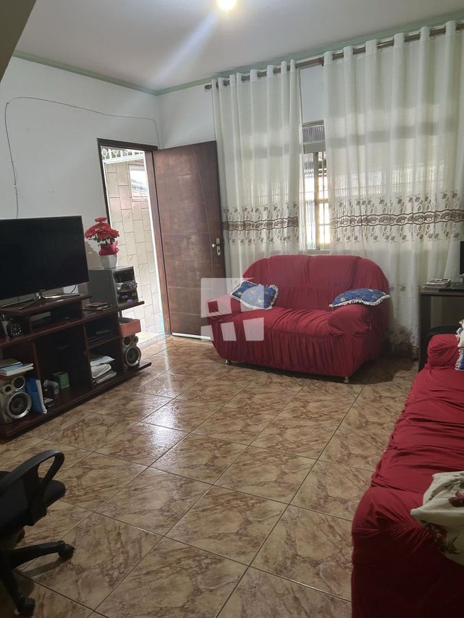 Casa no Jardim Progresso 2 quartos e garagem 2 carros