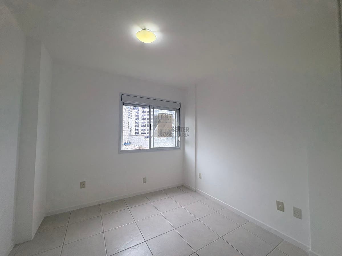 Apartamento de 2 dormitorios com suite a venda Itacorubi Residencial Las vegas