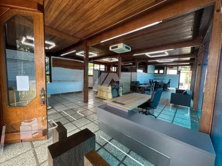 Loja Comercial 400m² João Paulo SC 401
