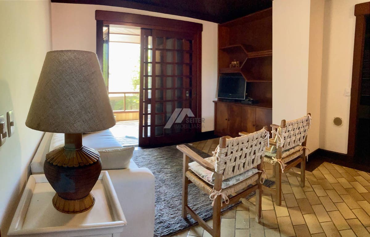 Casa em Jurerê Internacional 315m2