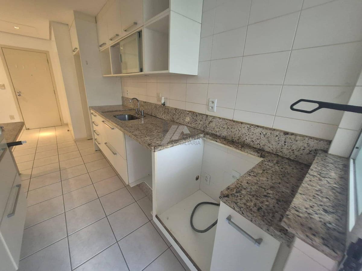 Apartamento de 2 Dormitorios aluguel Itacorubi Mobiliado