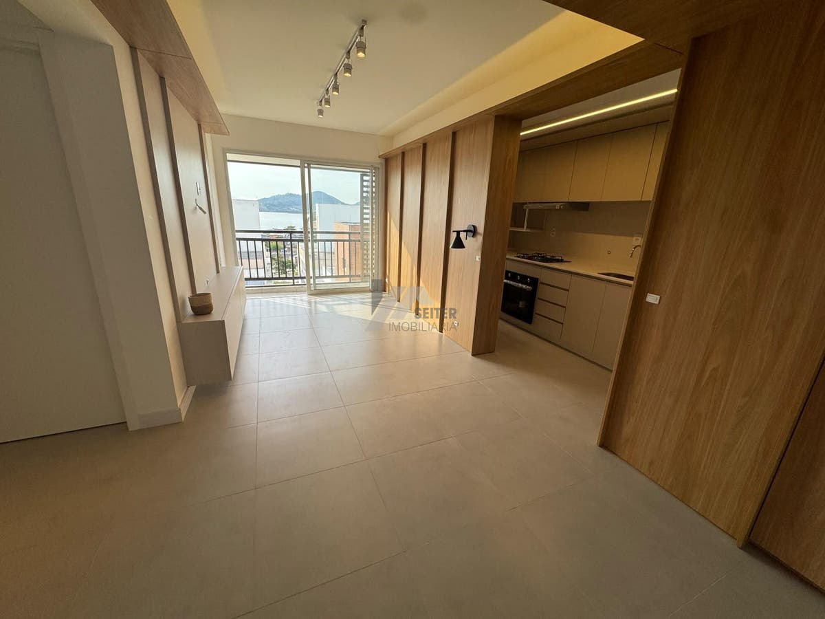Apartamento 2 dormitórios no João Paulo