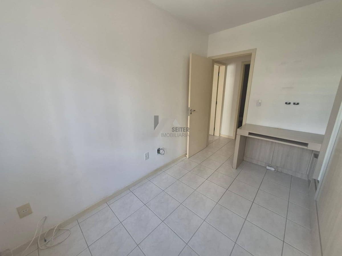 Apartamento de 2 Dormitorios aluguel Itacorubi Mobiliado