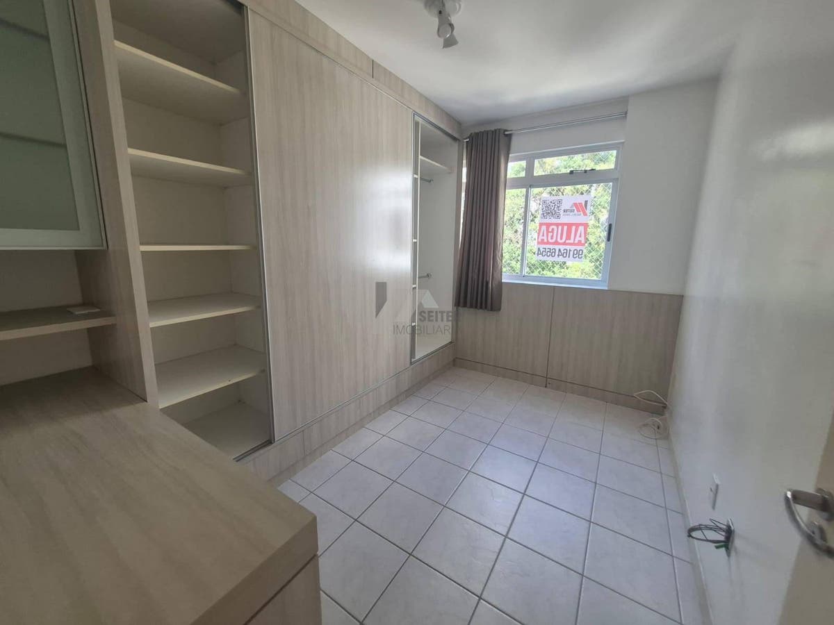 Apartamento de 2 Dormitorios aluguel Itacorubi Mobiliado