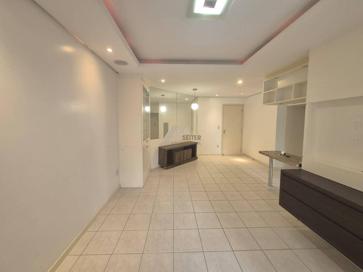 Apartamento de 2 Dormitorios aluguel Itacorubi Mobiliado