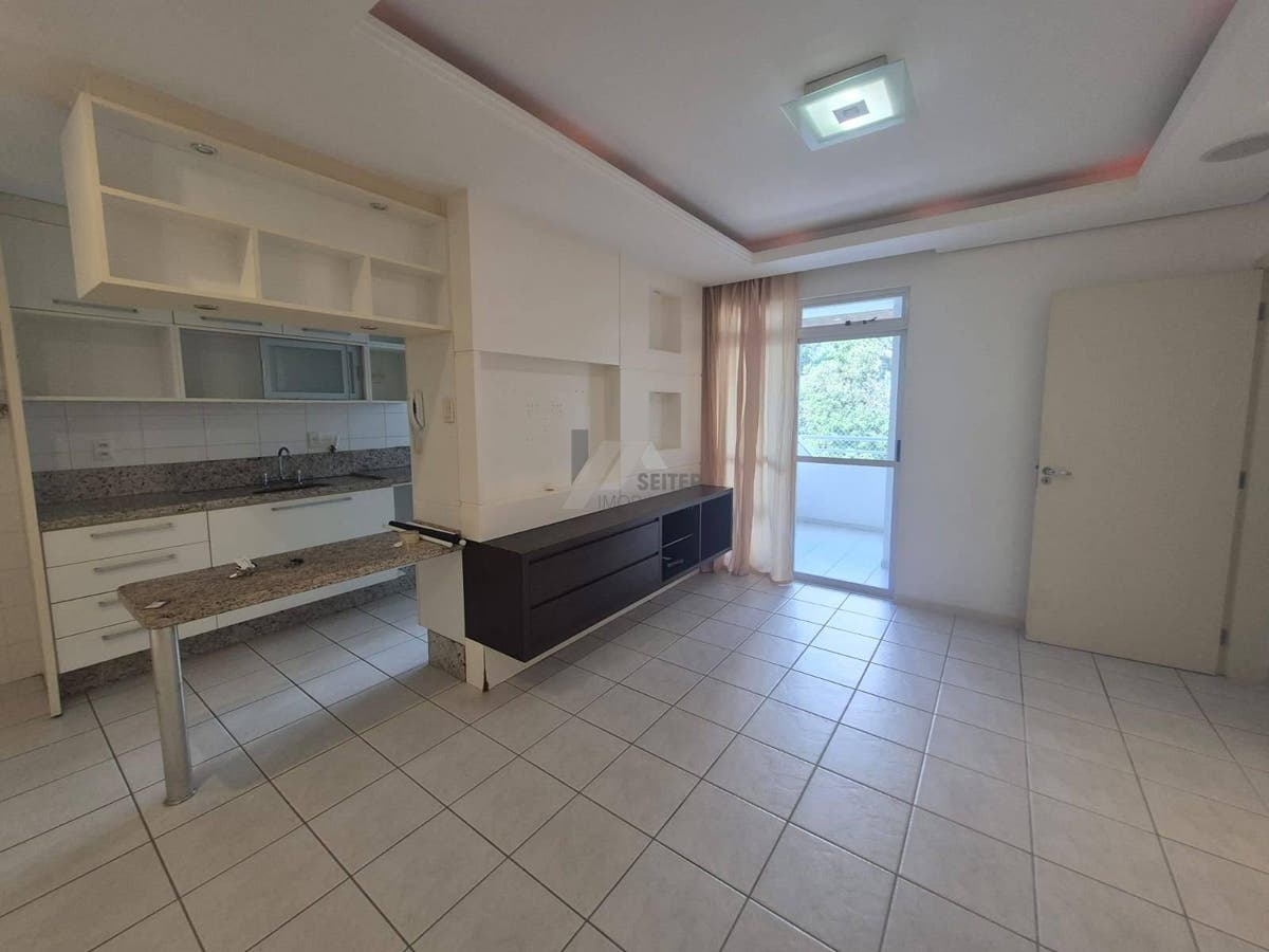Apartamento de 2 Dormitorios aluguel Itacorubi Mobiliado