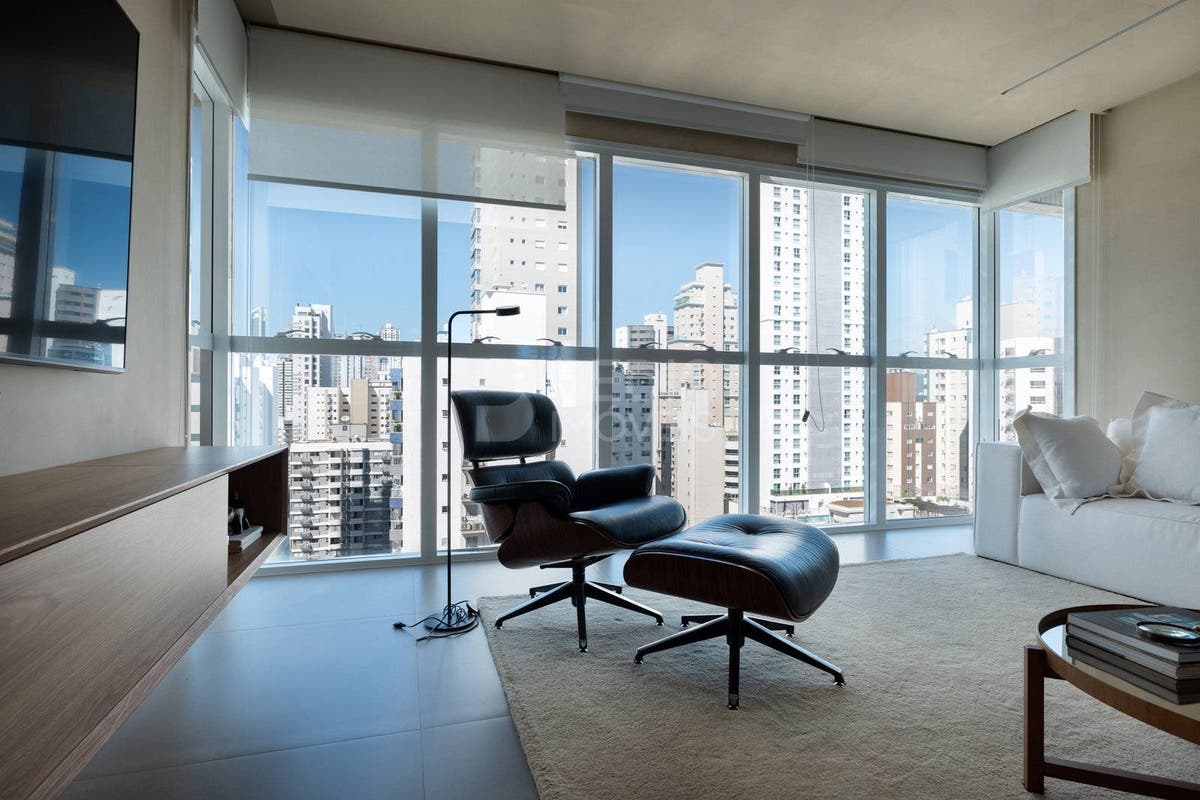 Apartamento de 3 quartos, 136m² no bairro Centro, em Balneário Camboriú | Eu Corretor
