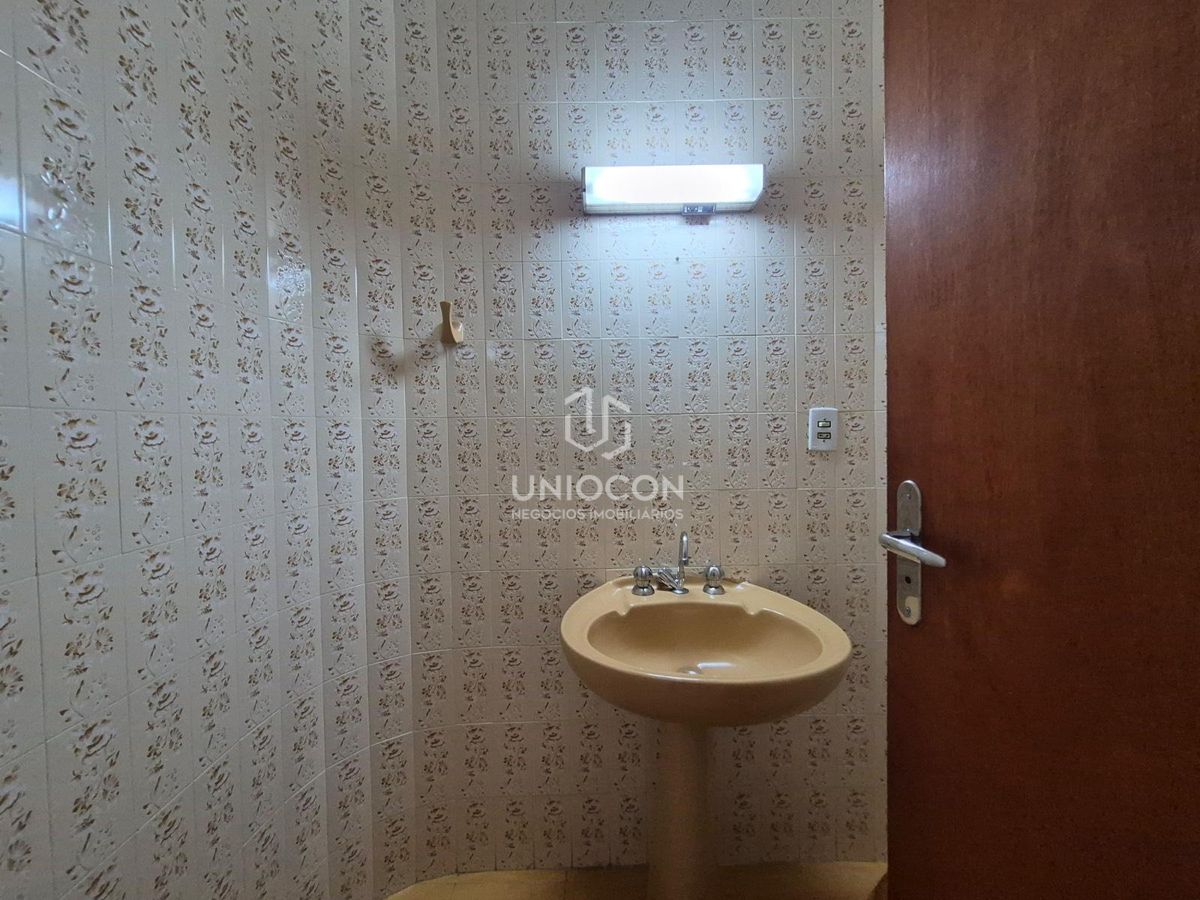 Casa, 3 quartos, 215 m² - Foto 10