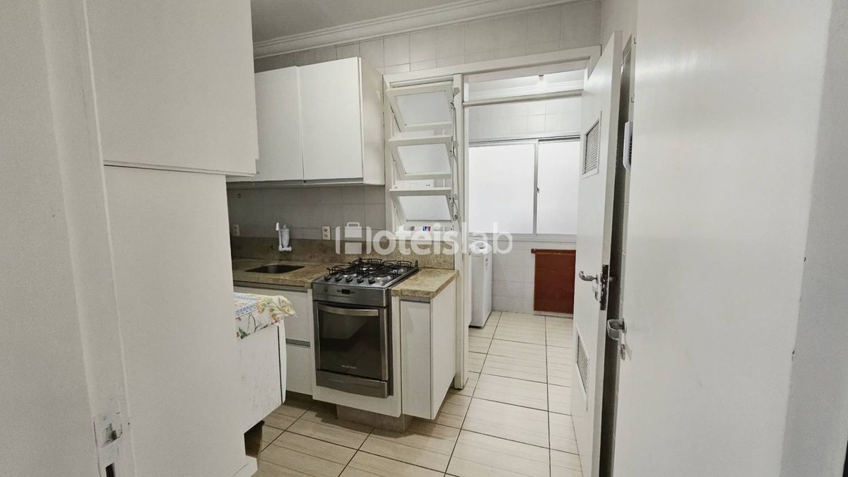 Charmoso apartamento com vista para o mar