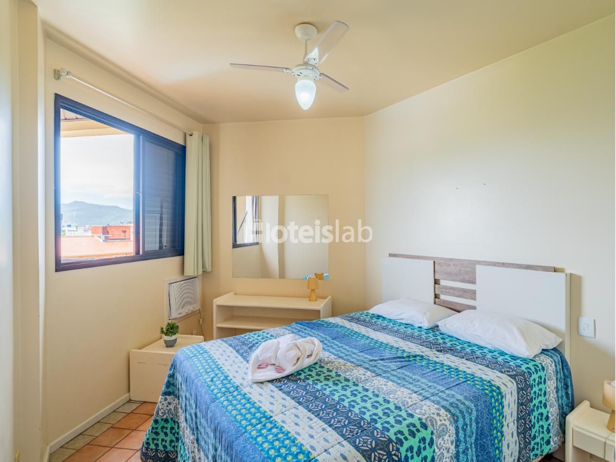 Apartamento de um quarto com vista para o mar