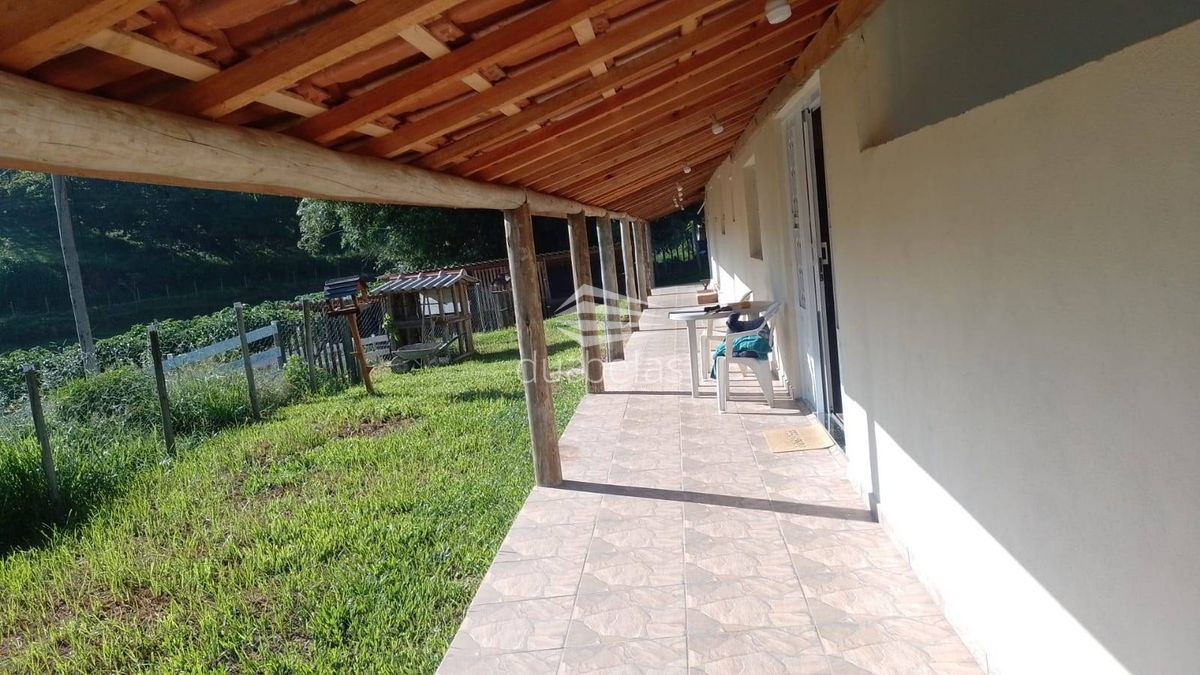 Uma Chácara, em Paraibuna a Venda. - Sítio em Paraibuna - à venda - Duabelas Imobiliária