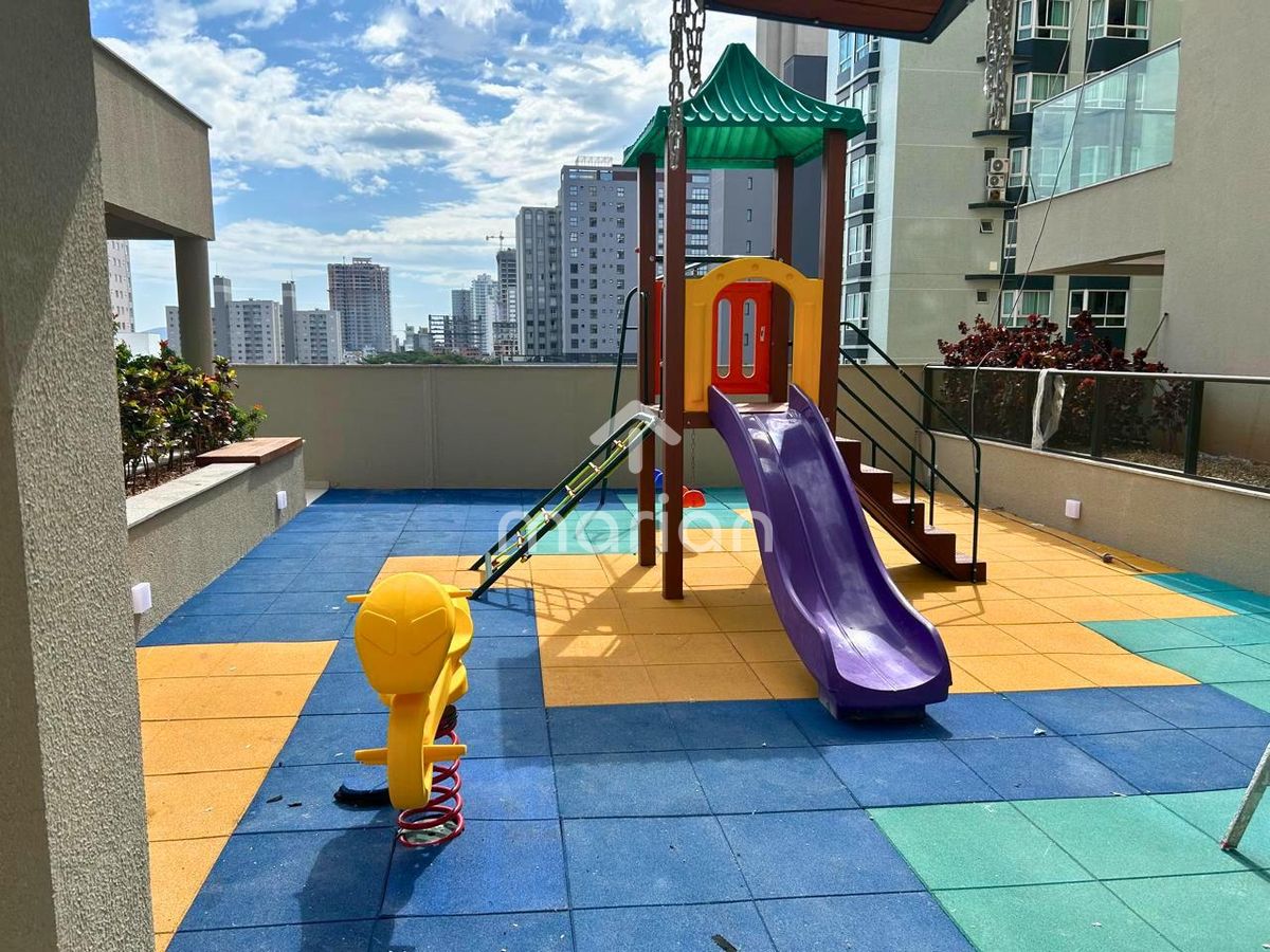 Apartamento Vista Mar a 100M da Praia com 3 Quartos, Centro - Balneário Piçarras