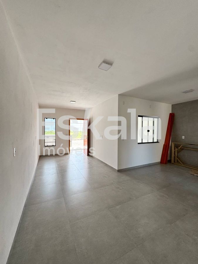 Casa Geminada com 03 Dormitórios - Bairro Rio da Luz, Jaraguá do Sul