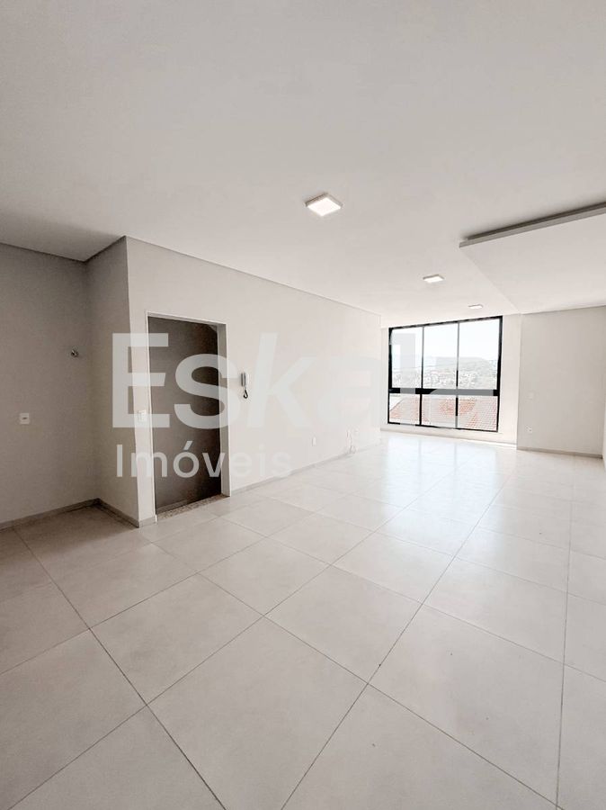 Triplex com vaga de garagem coberta vila lenzi - jaraguá do sul