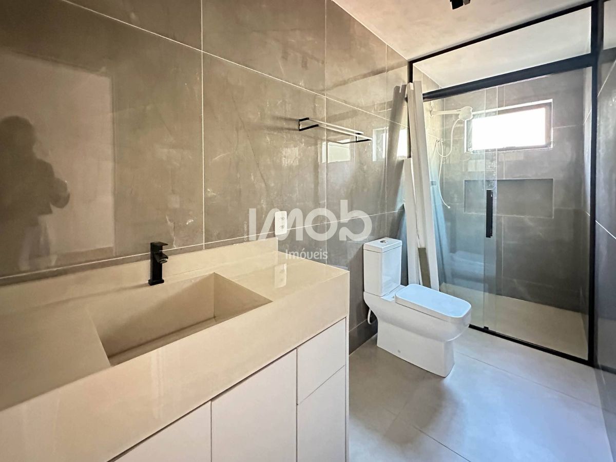 Casa com suíte + 2 quartos - são luís
