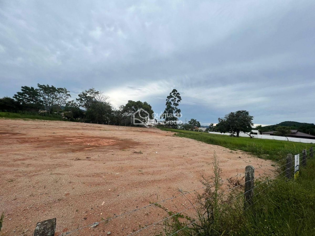 Terreno Areias de Baixo Próximo Ao Mercado Livre - Lote/Terreno em Areias de Baixo, Governador Celso Ramos - à venda - Quinta do Arvoredo Imóveis