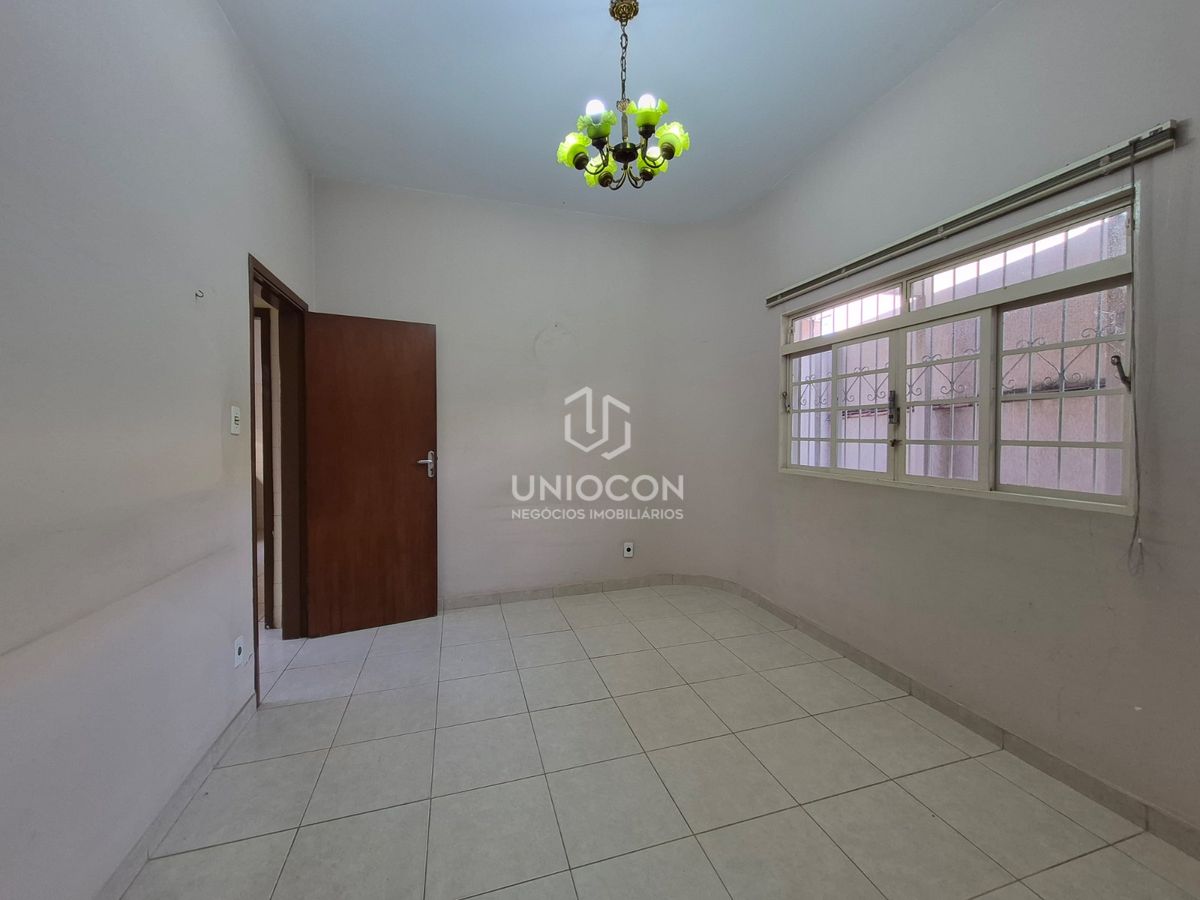 Casa, 3 quartos, 215 m² - Foto 11