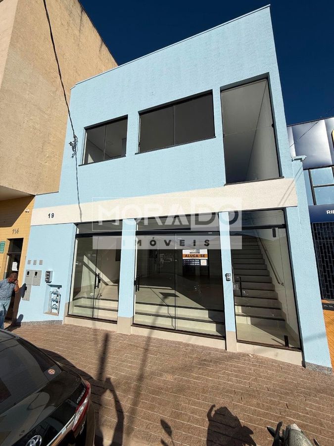 Comercial, Centro - Paracatu