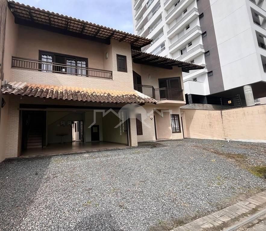 Casa, 3 quartos, 275 m² - Foto 22
