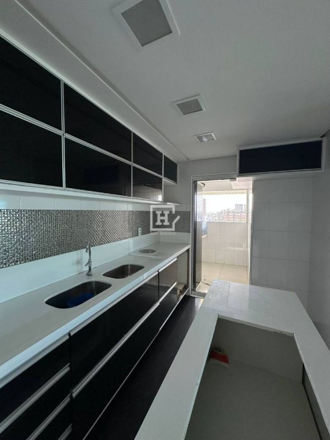 Apartamento com 3 quartos, Atalaia - Aracaju