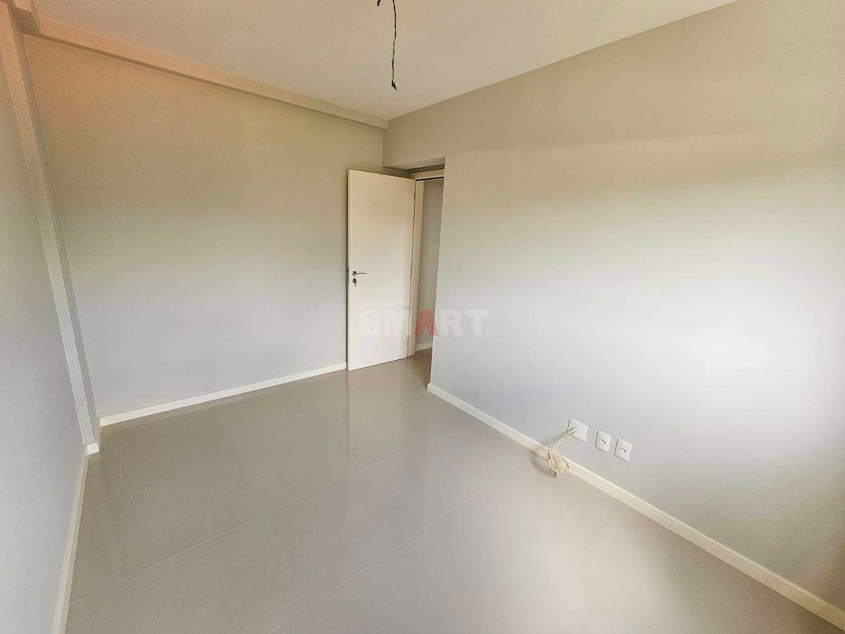 Apartamento Novo 1 suíte + 2 Quartos no Centro
