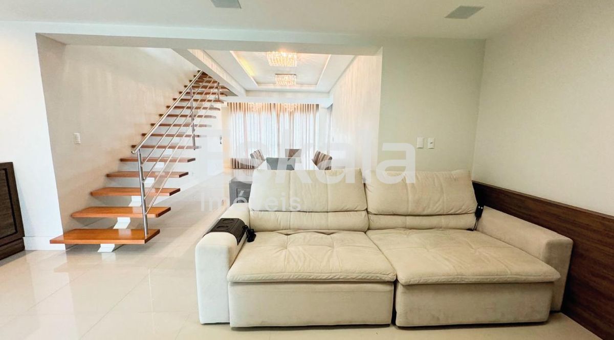 Apartamento, 3 quartos, 239 m² - Foto 1