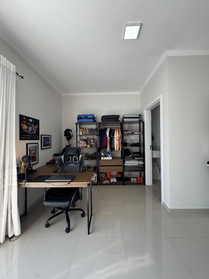 Casa Geminada Semimobiliada com 2 Suítes em Três Rios do Sul