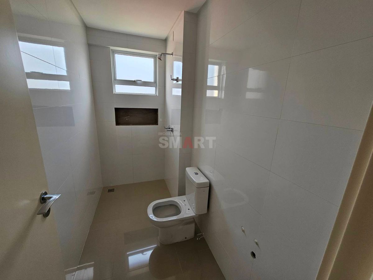 Apartamento Novo 1 suíte + 2 Quartos no Centro