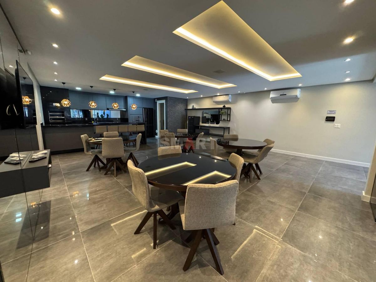 Apartamento com 3 Suítes à Venda no Jaraguá Esquerdo
