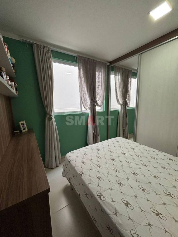 Apartamento com 2 Quartos e Ampla Área Externa no Bairro Amizade