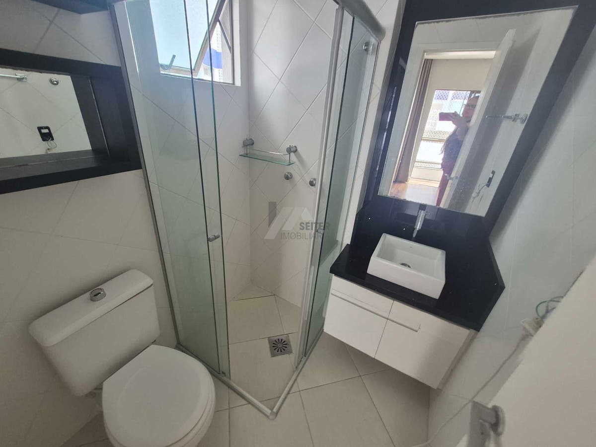Apartamento tipo cobertura 3 quartos para alugar no itcorubi Florianopolis