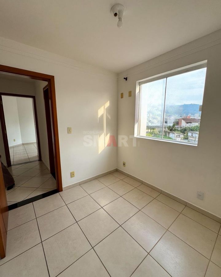 Apartamento com 1 Suíte +2 Quartos no Centro