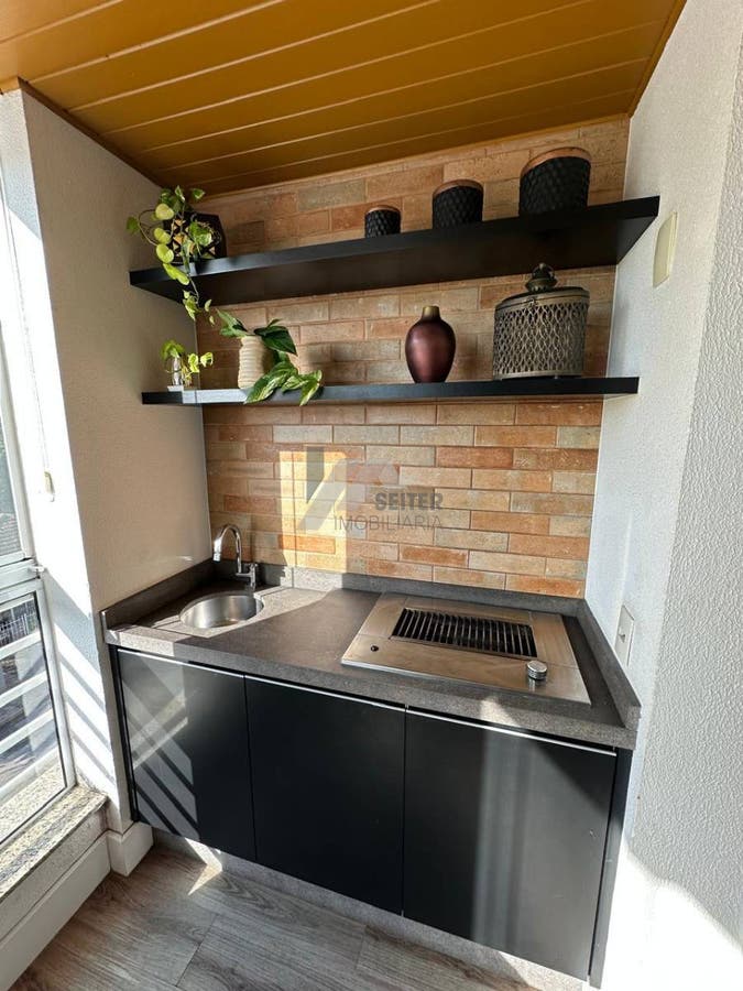 Apartamento de 3 dormitorios sendo 2 suites a venda Joao Paulo