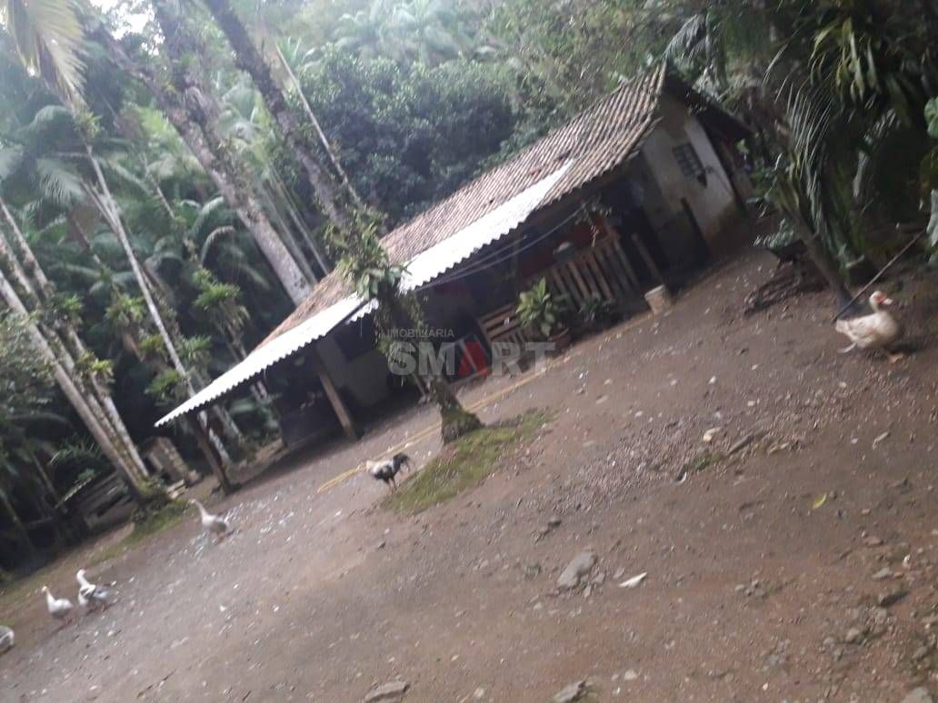 Chácara à Venda em Guaramirim com 7 Lagoas
