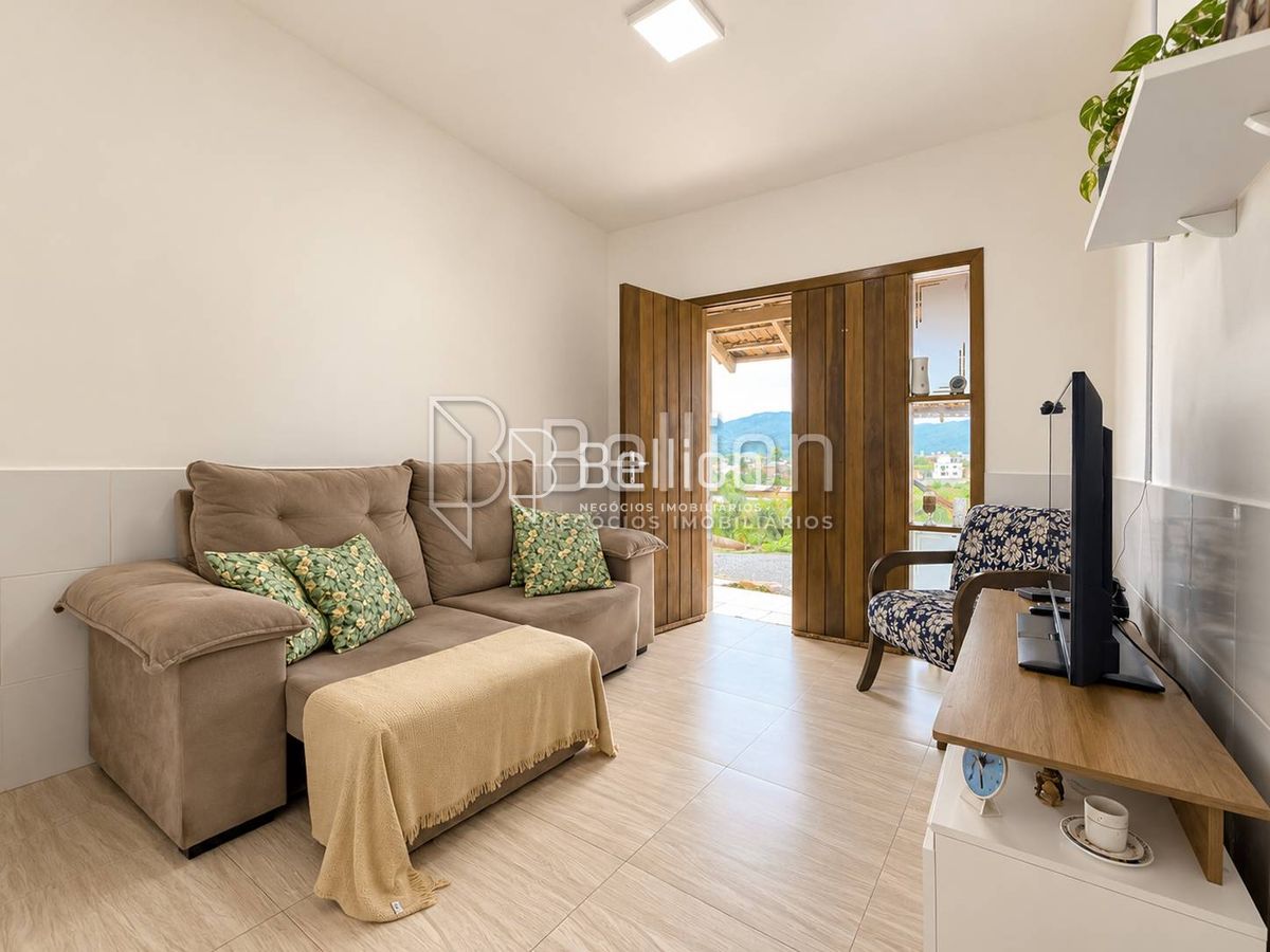 Casa, 6 quartos, 135 m² - Foto 10