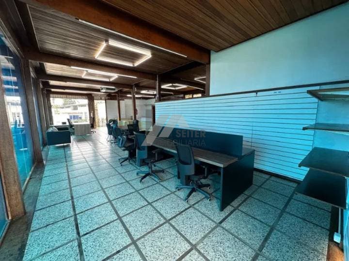 Loja Comercial 400m² João Paulo SC 401