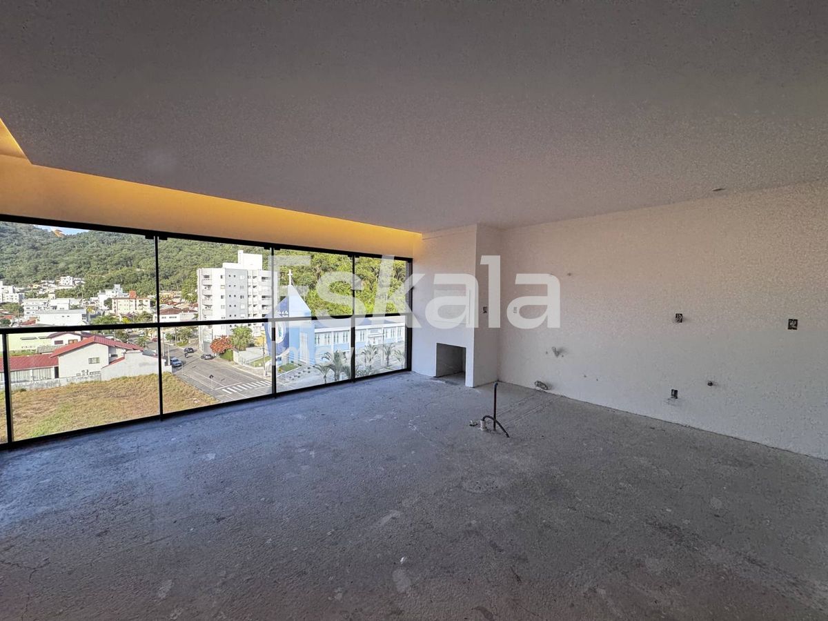 Apartamento Alto Padrão com 04 Suítes - Bairro Vila Nova, Jaraguá do Sul