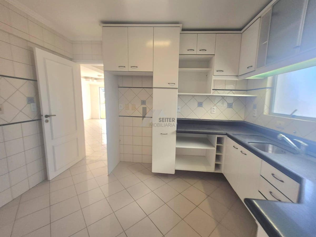 Cobertura a venda de 5 quartos na trindade florianopolis