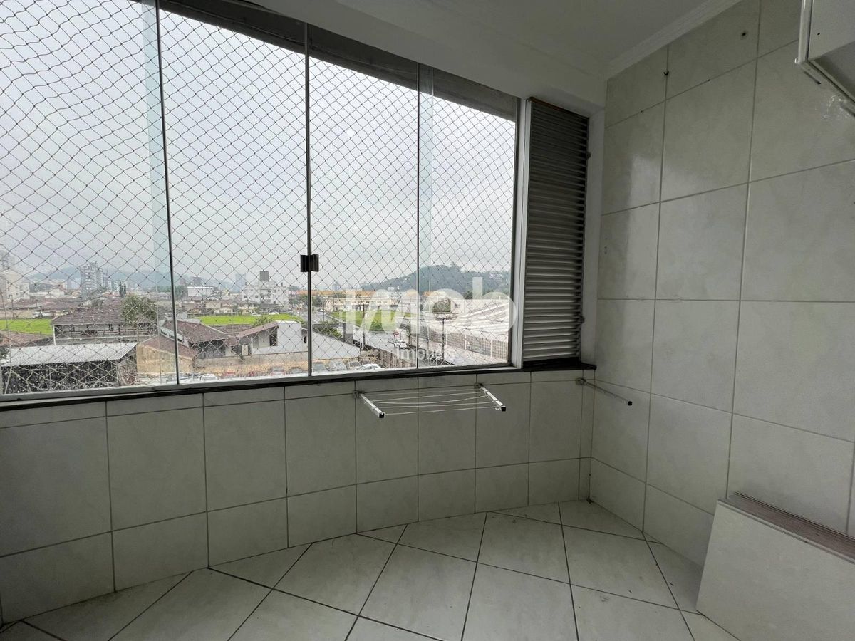 Apartamento com suíte + 2 quartos, vila baependi