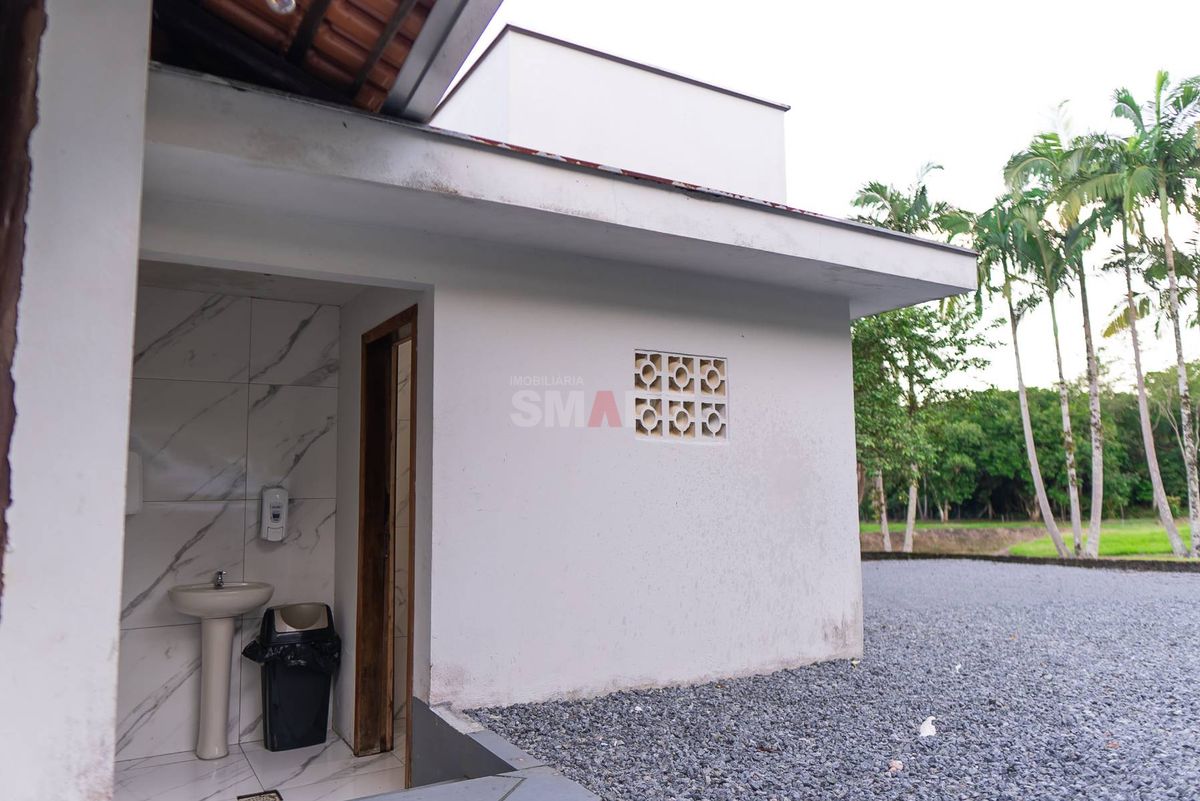 Chácara com 8 Lagoas, 2 Casas e Choupana de Festas em Guaramirim