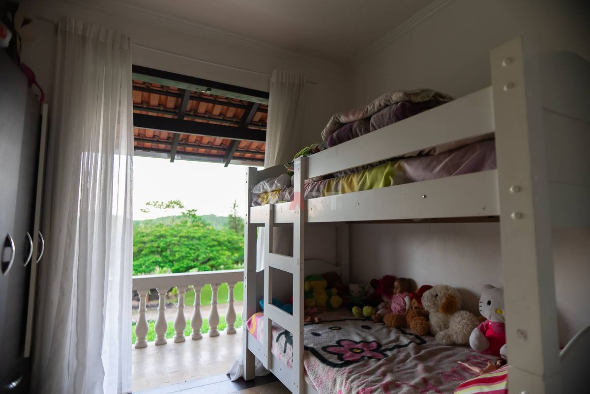 Chácara com 8 Lagoas, 2 Casas e Choupana de Festas em Guaramirim