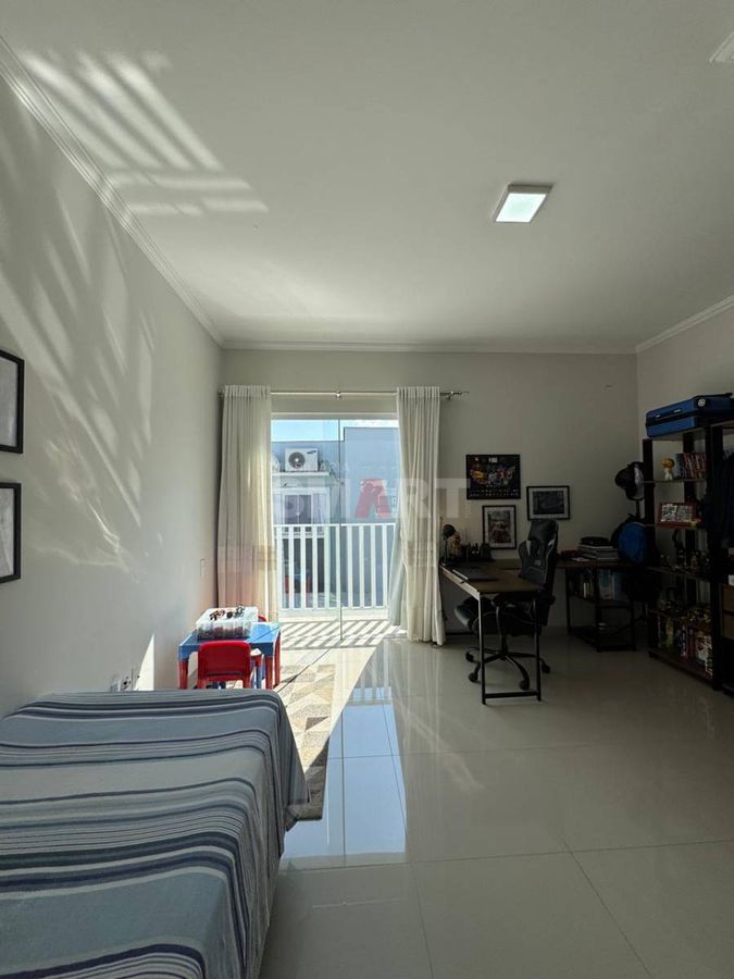 Casa Geminada Semimobiliada com 2 Suítes em Três Rios do Sul