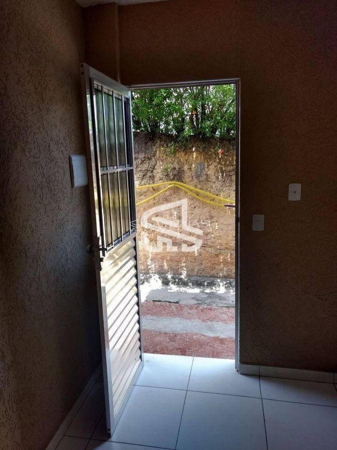 Casa, 2 quartos, 400 m² - Foto 2