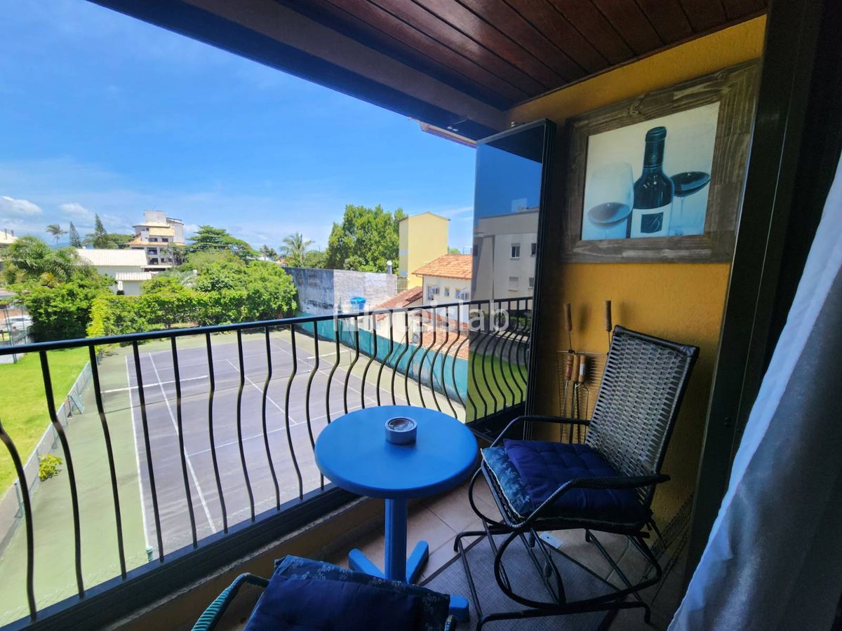 Lindo apto de 2 quartos com piscina a 300m da praia