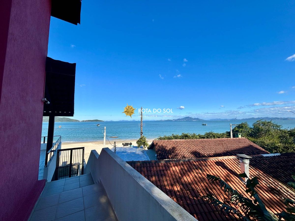 Casa frente mar à venda Praia Zimbros Bombinhas SC — foto 7