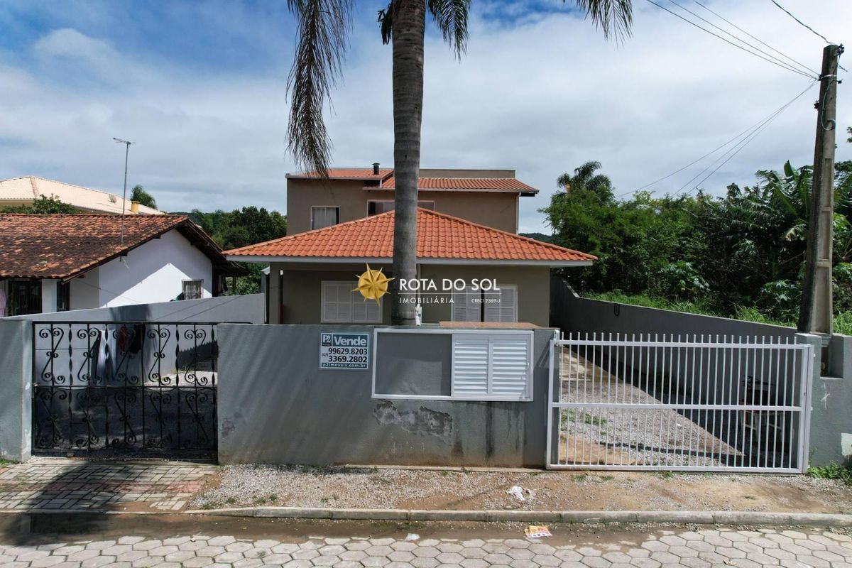 Casa e residencial à venda Praia Bombas Bombinhas SC — foto 3