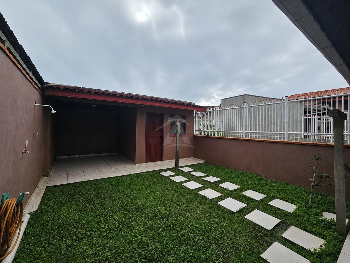 Casa a 200 metros da praia, 2 quartos sendo 1 suíte, bal brasília